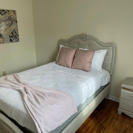 Pet- Friendly, & Close To Uptown تشارلوت المظهر الخارجي الصورة
